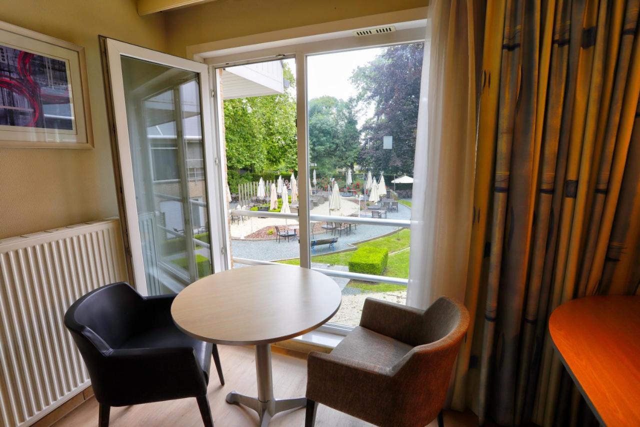 Auberge Du Vieux Cedre, Enghien-Belgique Exterior photo
